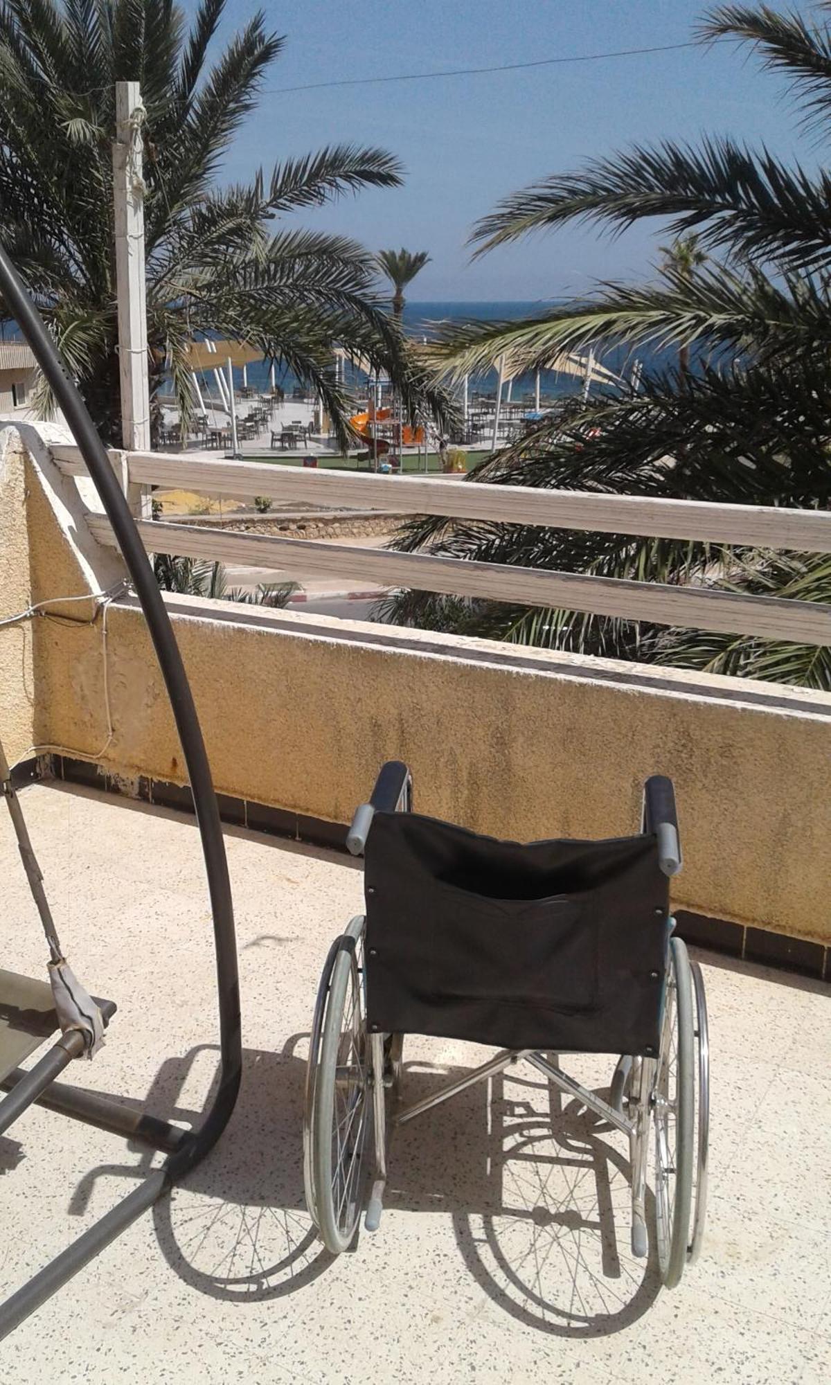 Duplex Pied Dans L'Eau Avec Magnifique Vue Sur Mer モナスティル エクステリア 写真