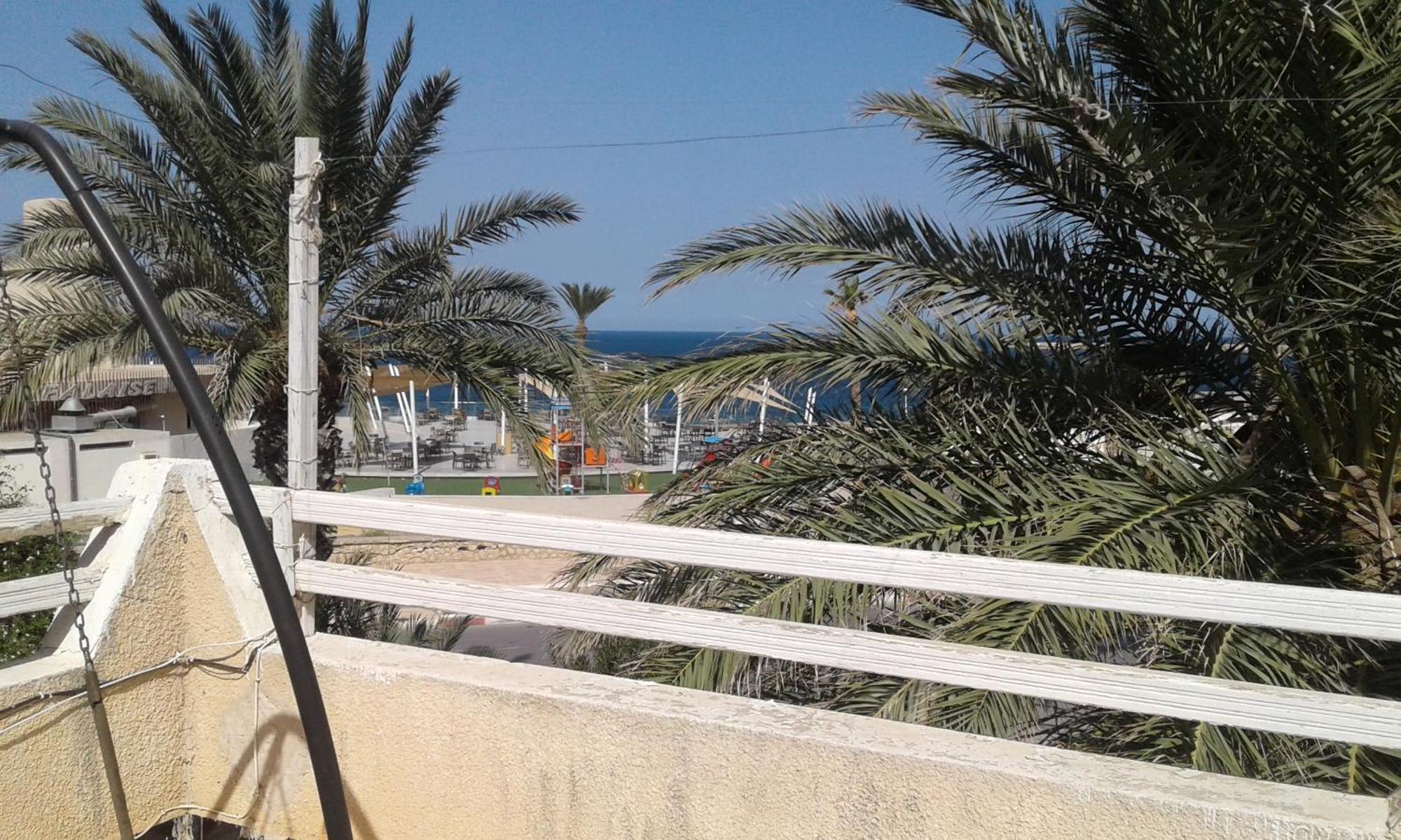 Duplex Pied Dans L'Eau Avec Magnifique Vue Sur Mer モナスティル エクステリア 写真