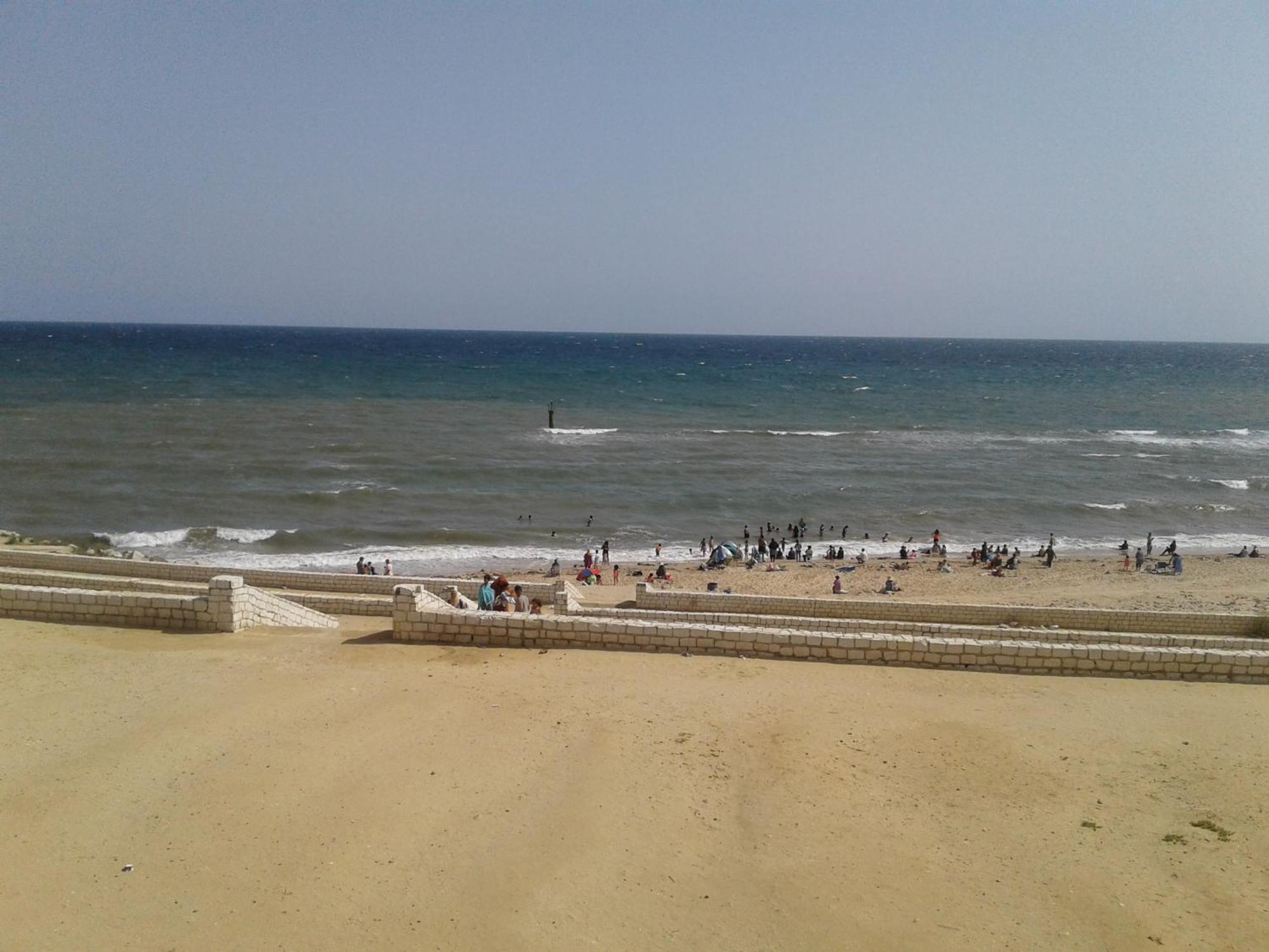 Duplex Pied Dans L'Eau Avec Magnifique Vue Sur Mer モナスティル エクステリア 写真